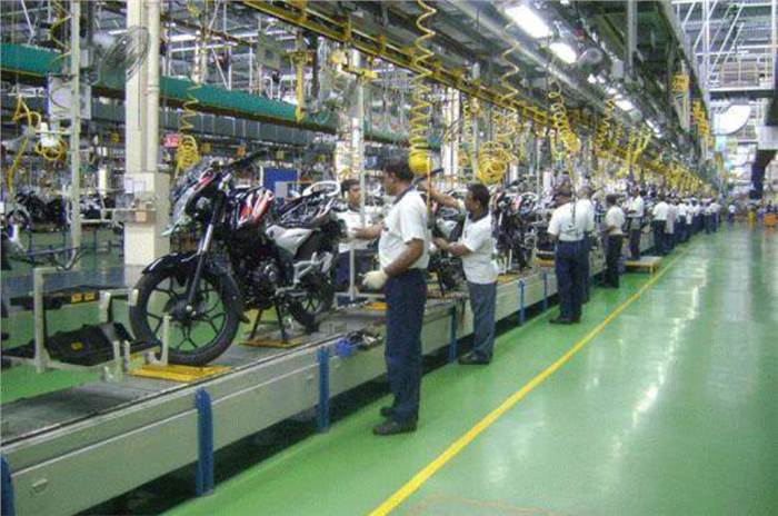 Bajaj Auto restarts operations at Aurangabad plant