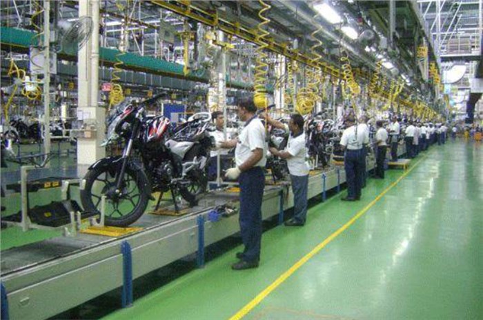 Bajaj Auto restarts operations at Aurangabad plant