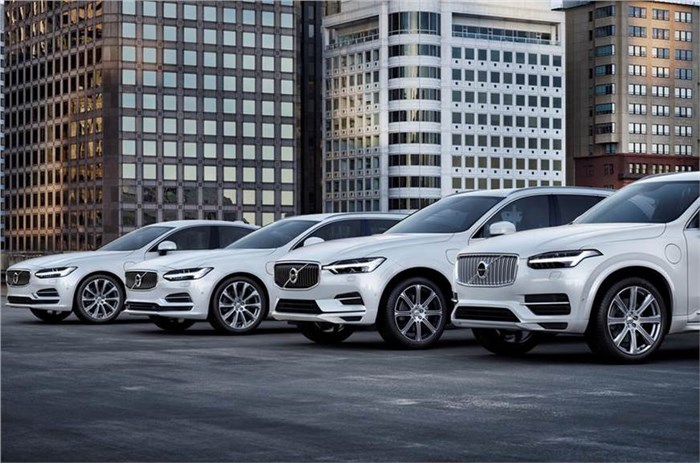 Volvo starts introducing 180kph speed limit in its cars