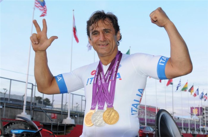 Ex-F1 driver Zanardi to stay in induced coma after crash
