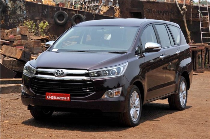 Toyota Innova Crysta facelift: first images
