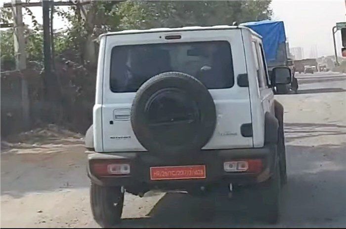 Suzuki Jimny Sierra spied testing in India