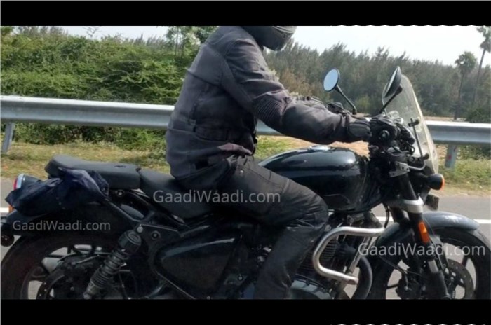 Another Royal Enfield 650cc cruiser spied