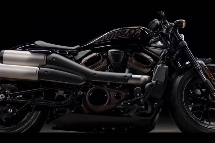 New Harley-Davidson 1250 Custom teased