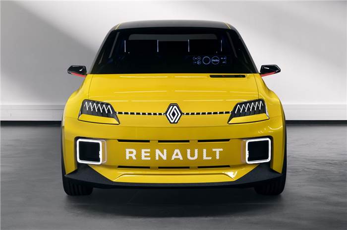 Renault unveils new diamond logo