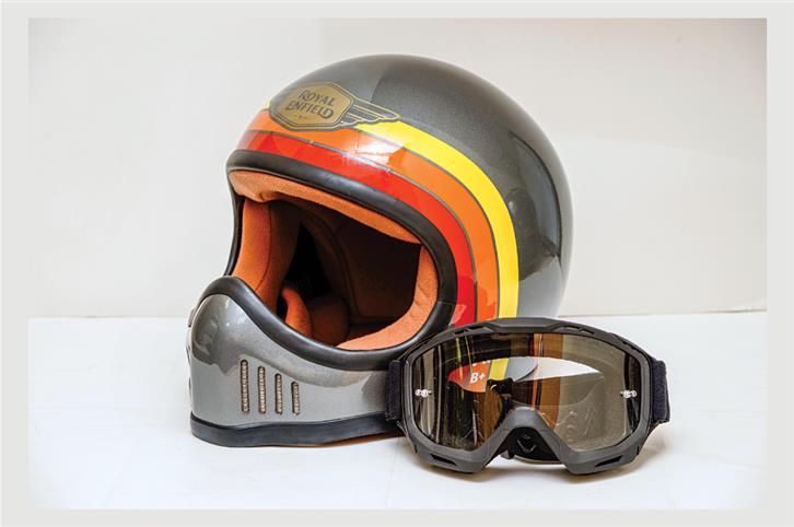 Royal Enfield MiY Urban Trooper helmet review