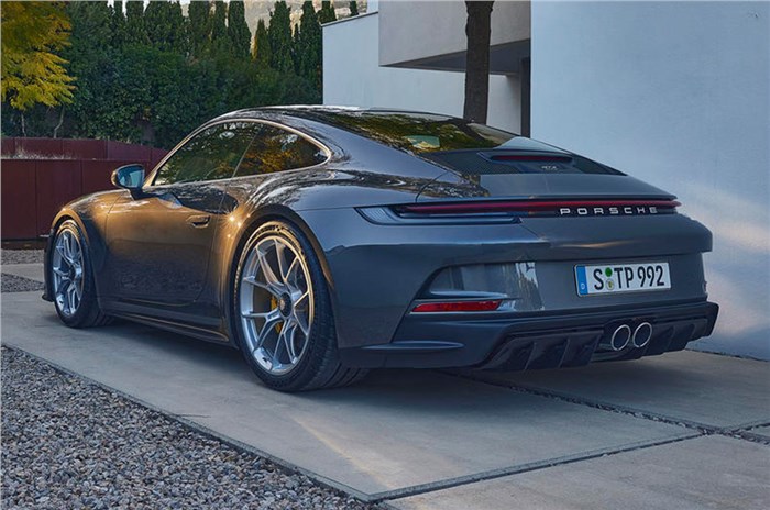 New Porsche 911 GT3 Touring revealed
