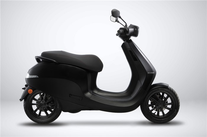 Ola Electric scooter bookings cross the 1 lakh mark