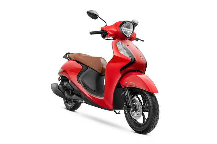 Yamaha Fascino 125 Hybrid launched at Rs 70,000