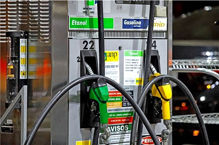 Ethanol pumps to be set up in 6 months: Transport Minister