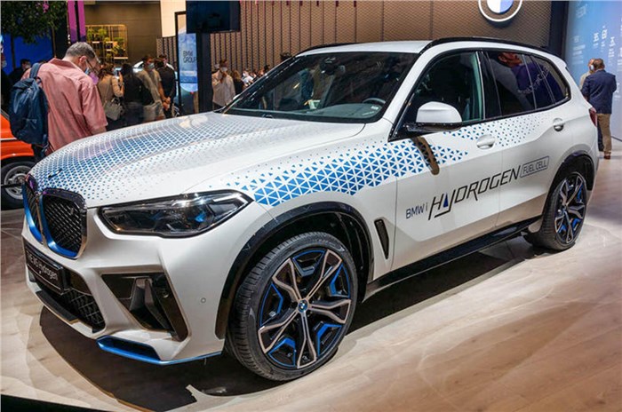 BMW showcases iX5 Hydrogen at Munich motor show