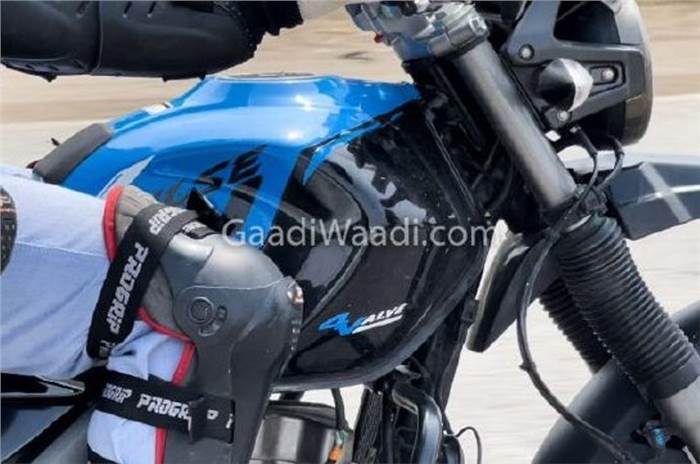 Hero XPulse 200 with 4-valve configuration spotted testing
