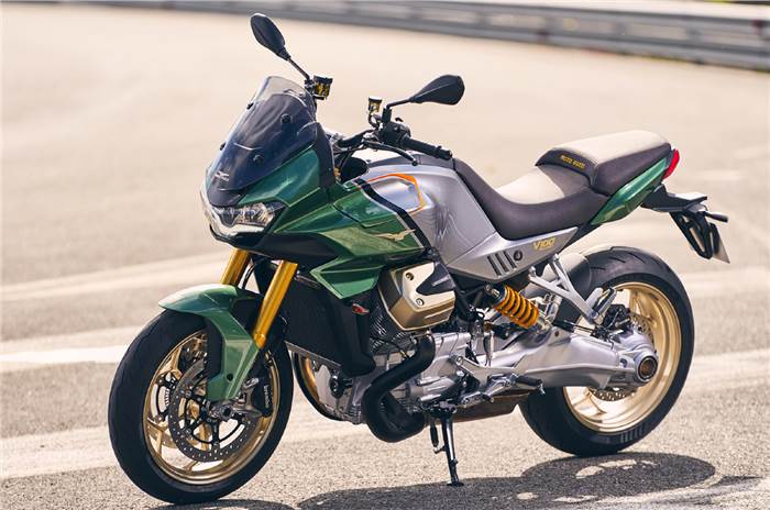 EICMA: Moto Guzzi V100 Mandello breaks cover, gets four ride modes