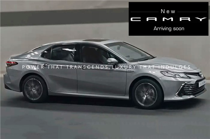 Toyota Camry Hybrid facelift India launch soon