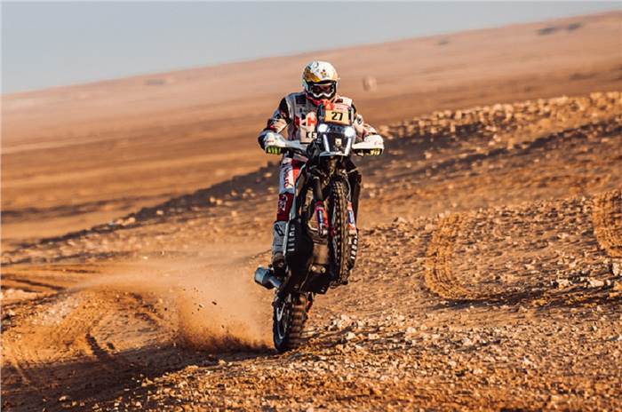 Dakar 2022: Petrucci wins Stage 5 as Rodrigues soldiers on after crash