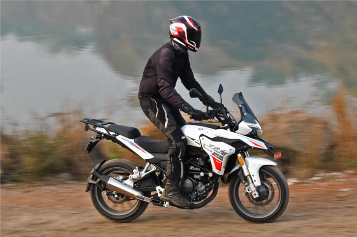 Stand-up riding shot of Benelli TRK 251