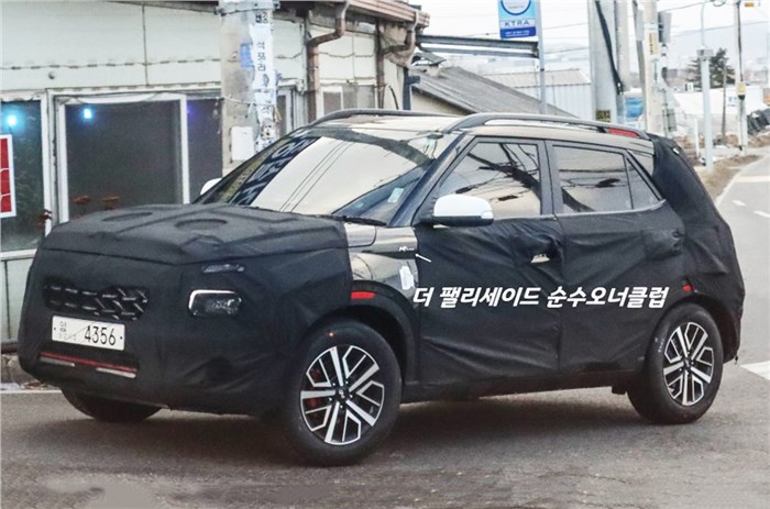 Hyundai Venue N-Line spyshot front