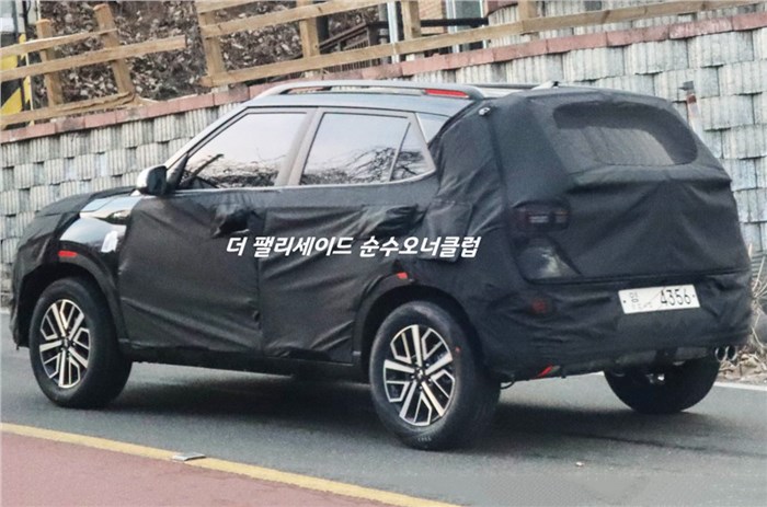 Hyundai Venue N-Line spyshot rear