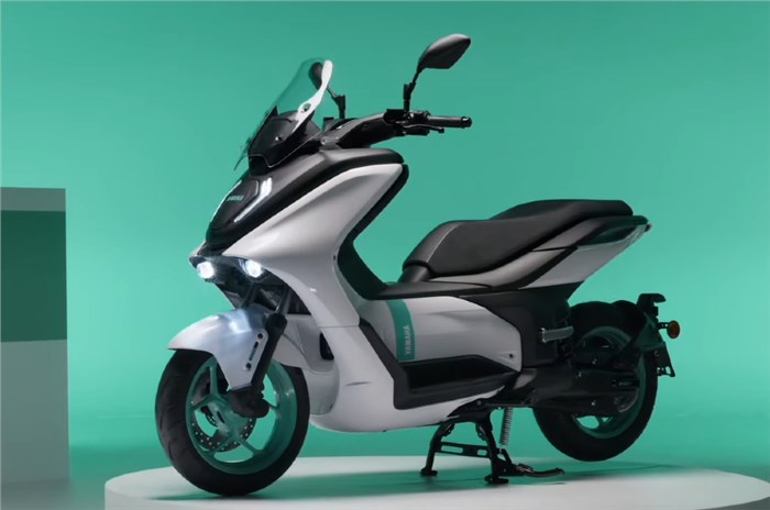 Yamaha E01 electric scooter