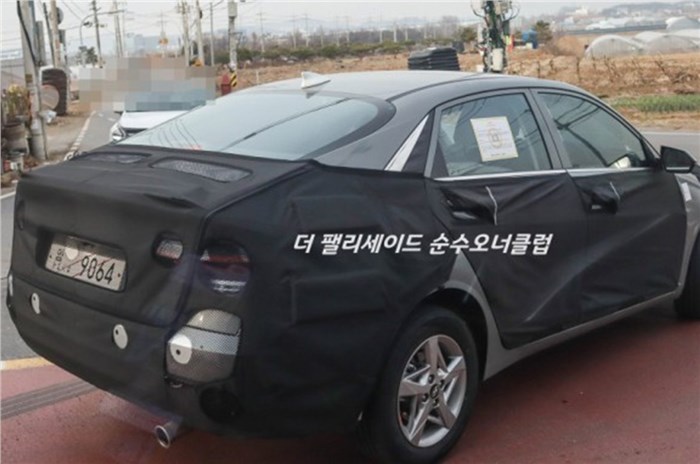 Hyundai Verna rear-side spied