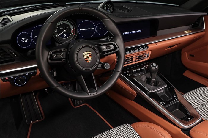 2022 Porsche 911 Sport Classic interior