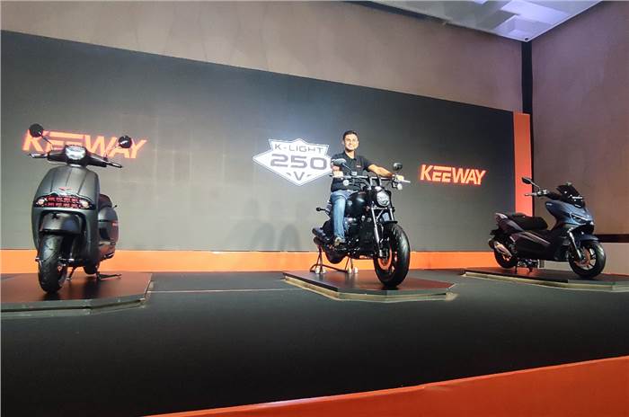 Keeway unveils K-Light 250V, Vieste 300 and Sixties 300i for Indian market