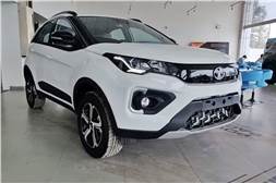 Discounts of up to Rs 60,000 on Tata Harrier, Safari, Tiago and more