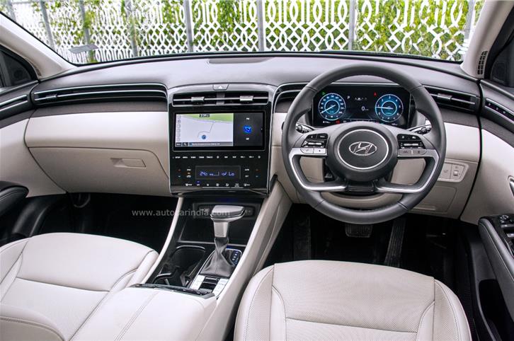 2022 Hyundai Tucson review interior
