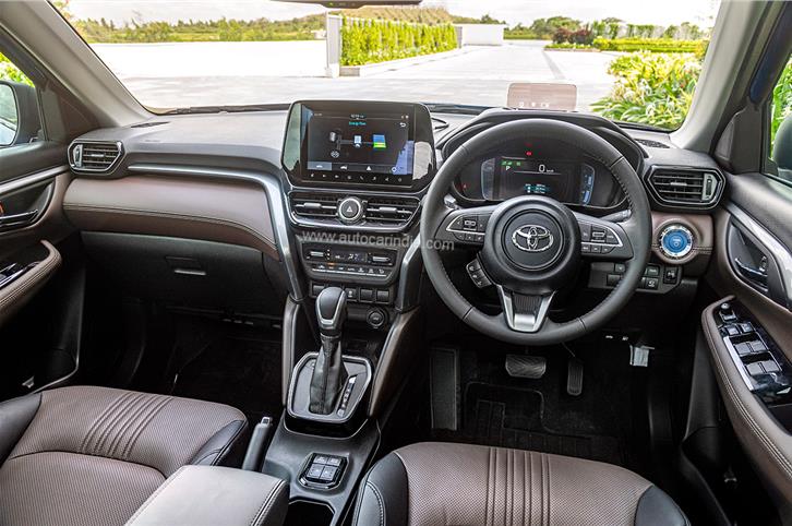 Toyota Urban Cruiser Hyryder interior 