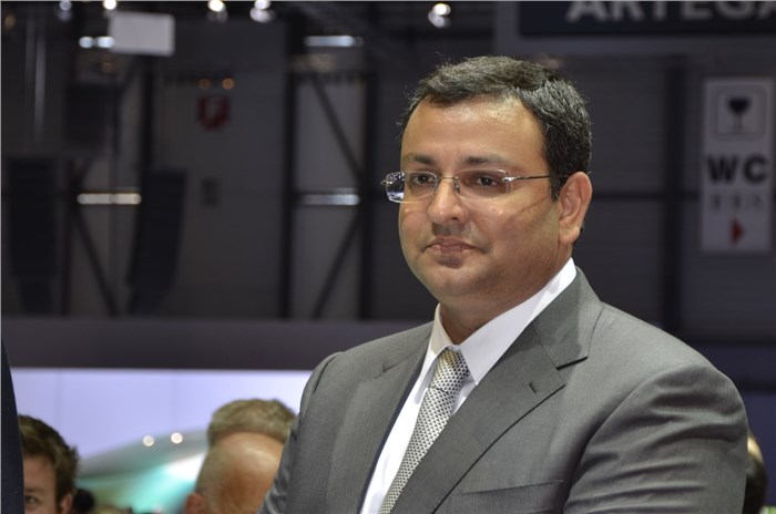 Cyrus Mistry dies in car accident