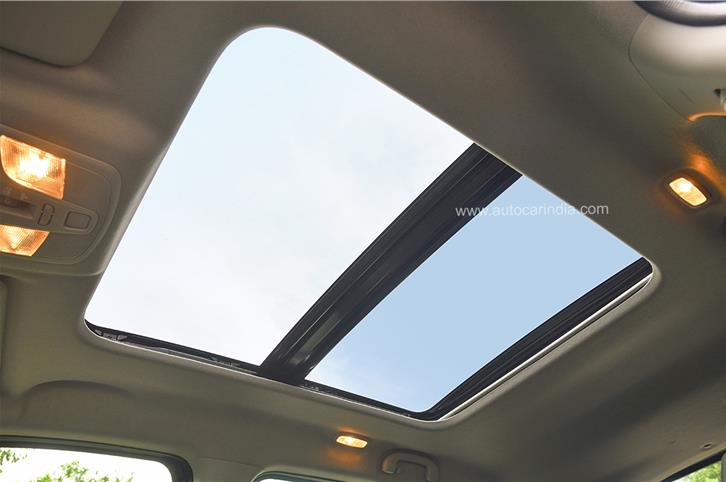 Maruti Suzuki Grand Vitara panoramic sunroof 