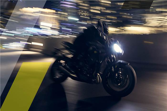 2023 Triumph Street Triple to be unveiled on November 3