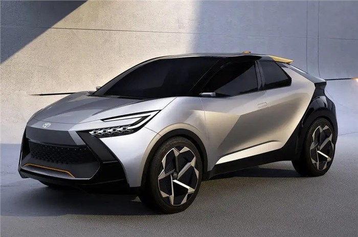 Toyota C-HR concept front 