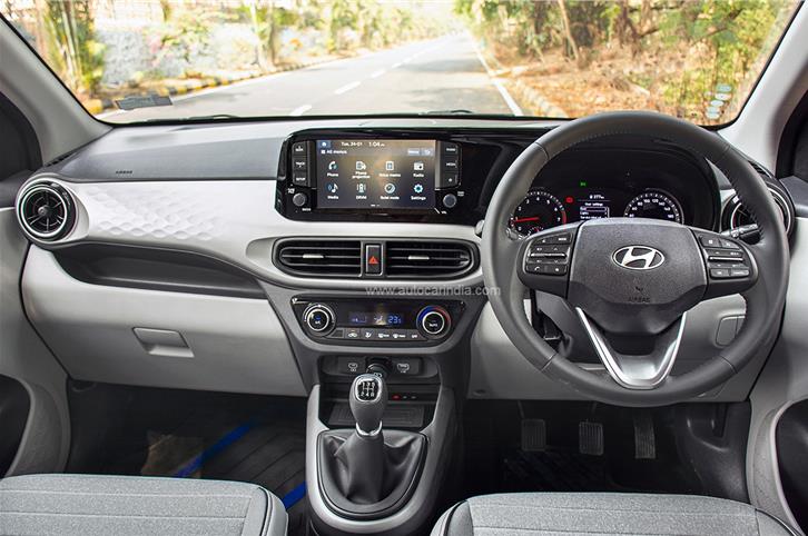 2023 Hyundai Grand i10 Nios interior