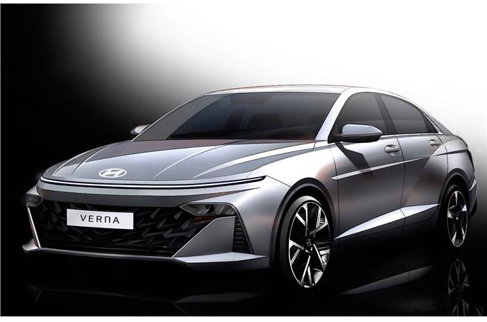 2023 Hyundai Verna front profile