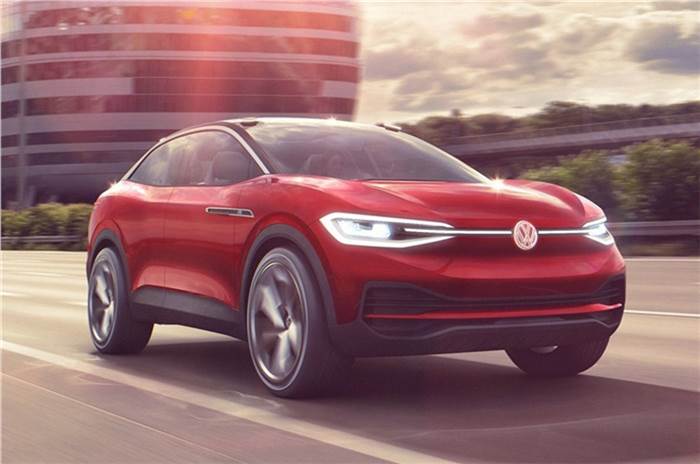 Volkswagen ID Crozz Concept  front tracking
