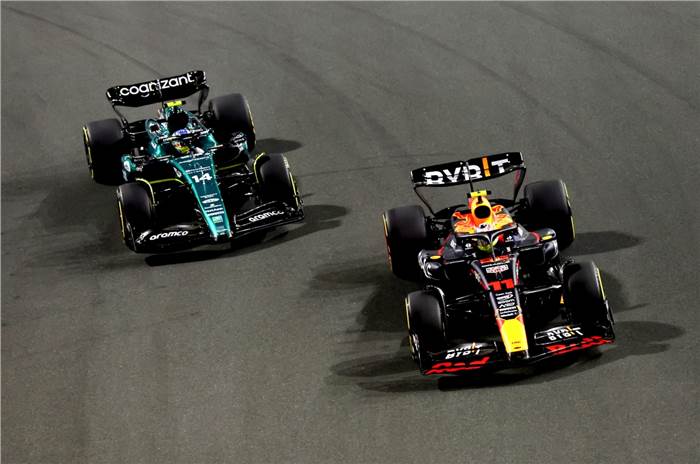 Sergio Perez overtaking Fernando Alonso at the F1 Saudi Arabian GP