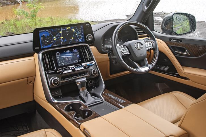 Lexus LX500d interior image