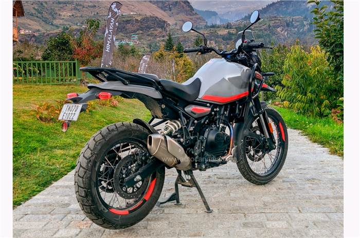 Royal Enfield Himalayan price, features, colours, tubeless spoked rims.