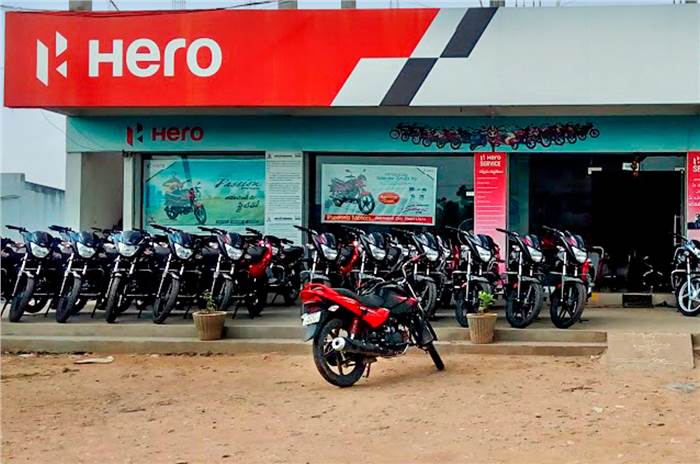 Bike sales cross million-unit mark for 3 months in a row in November