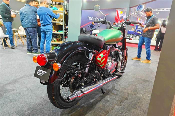 Royal Enfield Classic 350 flex fuel shown at Bharat Mobility Global Expo 2024