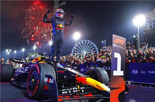 Bahrain GP: Verstappen leads Red Bull 1-2