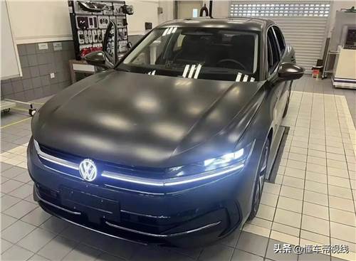 Volkswagen Passat sedan lives on as Magotan in China, get...