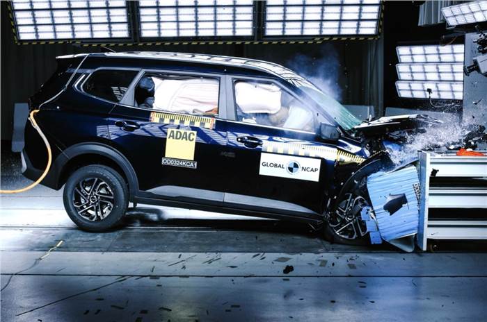 Kia Carens front impact test Global NCAP 2024