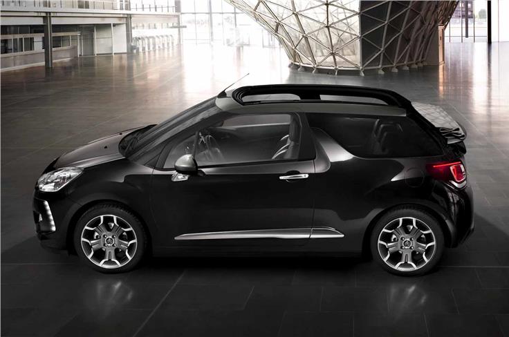 Citroen DS3 Cabrio was shown to the public at the Paris Motor Show. 