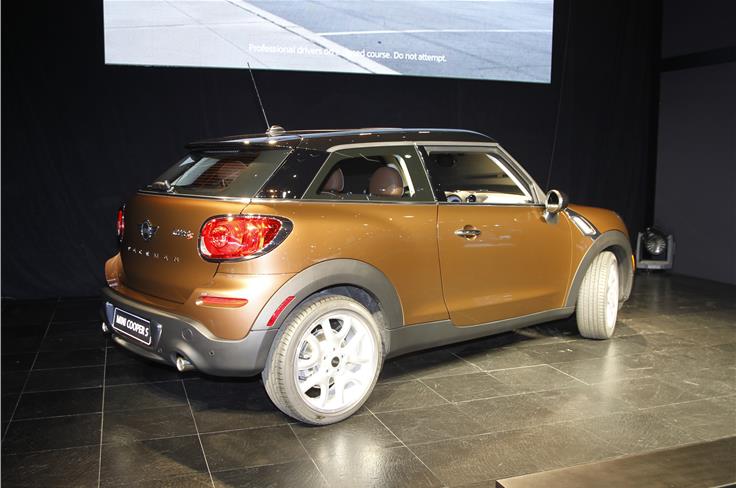 The Mini Paceman will launch in the US with two four-pot petrol engines.
