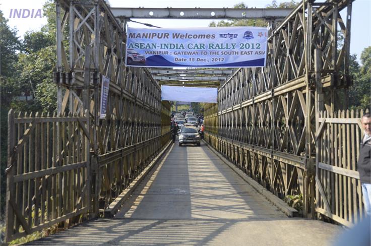 The cars make their way back home as they cross back to India at the Moreh border in Manipur. 