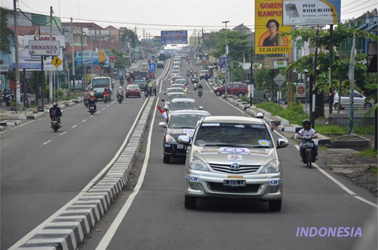 The ASEAN Car Rally 2012 on its first leg in Indonesia.  