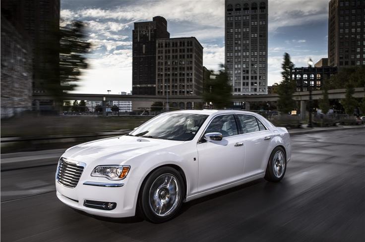 Chrysler will launch a special edition of the 300 saloon called Motown Edition. 