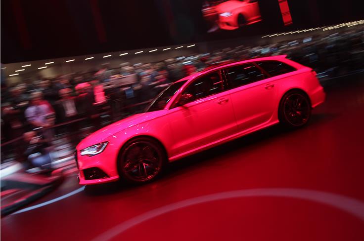 Next Audi RS6 returns to V8 power, with 552bhp. 

